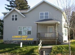 913 N 11th St UNIT 1LOWER, Manitowoc, WI 54220