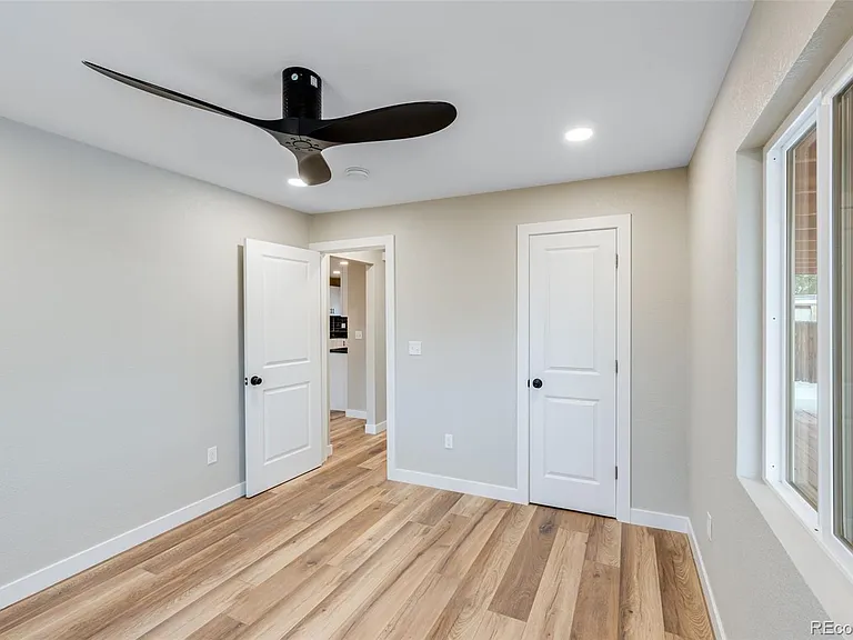 1600 S Sheridan Blvd — Photo 10