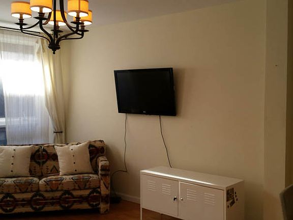 2nd image of 123 W 131st St APT 2
