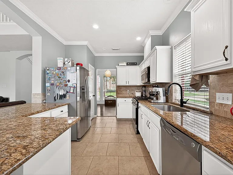 2910 Barton Meadow Ln — Photo 15