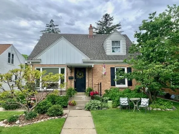 2745 North 87th STREET, Milwaukee, WI 53222
