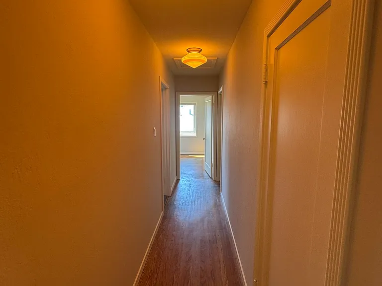 4727 Belfast Ave — Photo 8