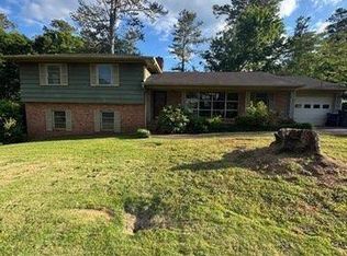 202 Hillandale Dr, Griffin, GA 30224