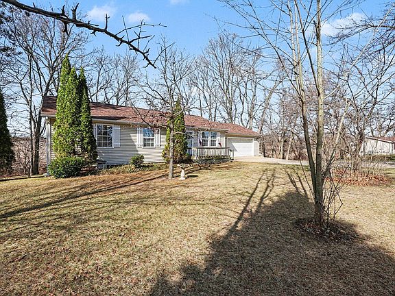 3rd image of 6051 Young Rd