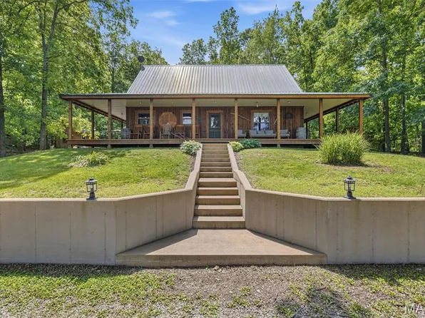 2276 Old Fredericktown Rd, Farmington, MO 63640
