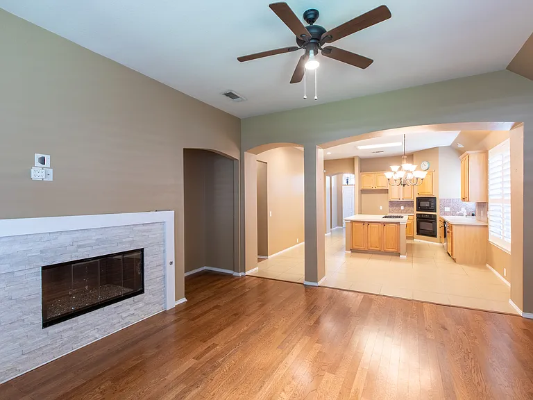 11259 Blackhawk Dr — Photo 15