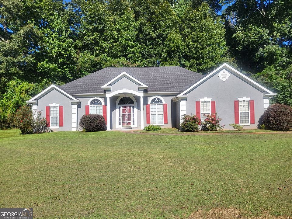 1st image of 2415 Lismore Dr
