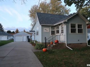 407 E Chestnut St, Geneseo, IL 61254