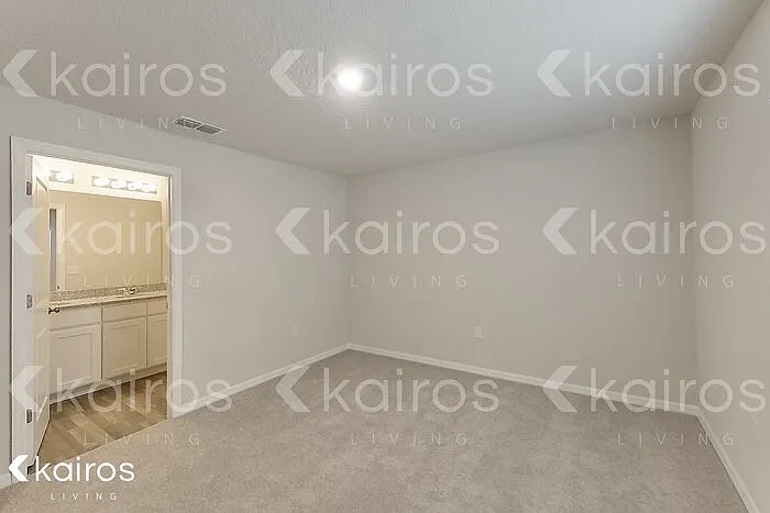8755 N Nobleton Way — Photo 16