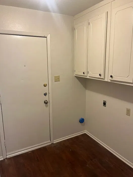 3 bed, 1100 sqft, $1,400 — Photo 2