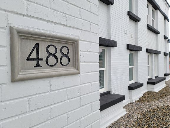 3rd image of 488 D St #103