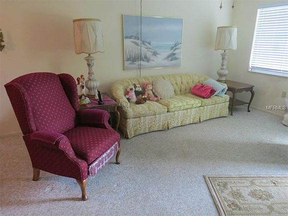 3rd image of 1051 79th Ave N APT 201