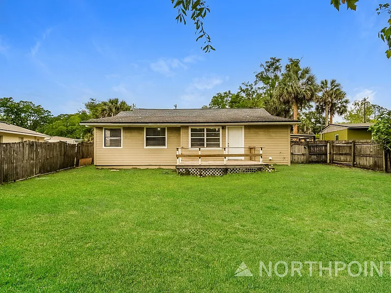 9776 Hogan Rd — Photo 15