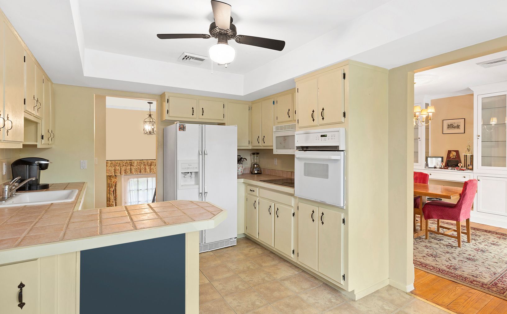  Cottage Kitchen
