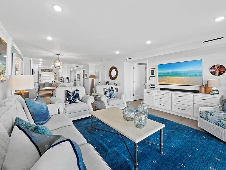 420 Beach Rd #502 — Photo 12