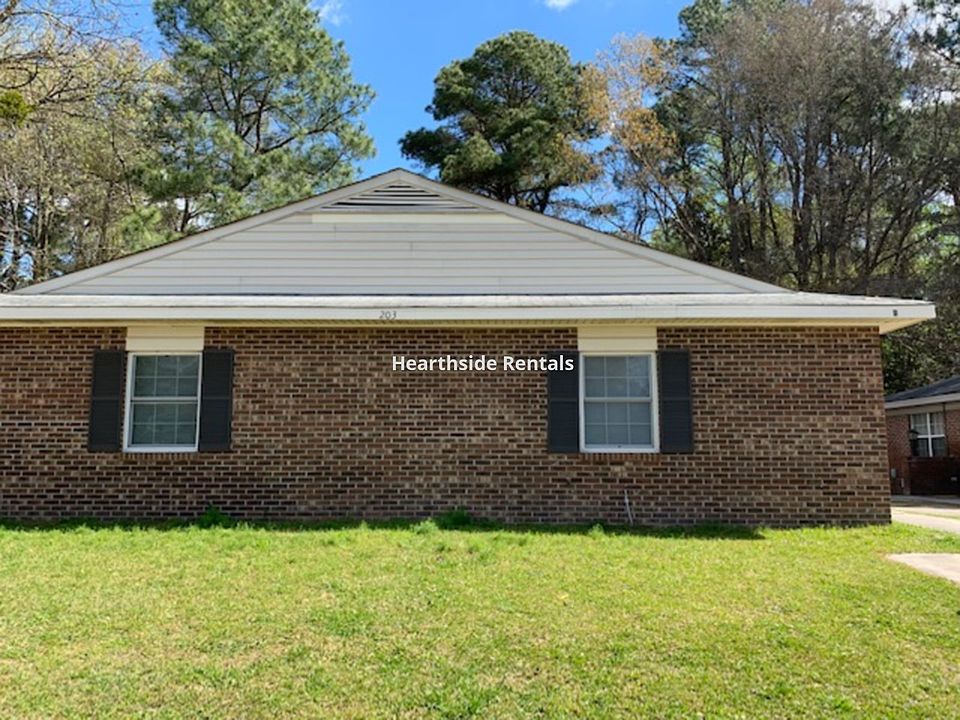 1st image of 203 Lindbeth Dr #B