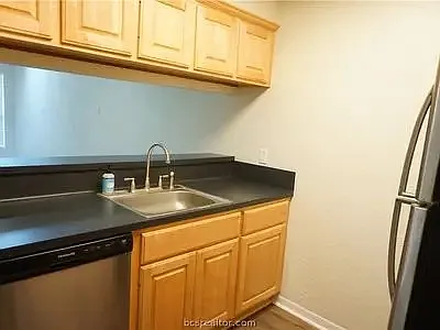 1501 Stallings Dr #53 — Photo 6