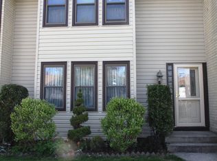 818 Jamestown Rd, East Windsor, NJ 08520