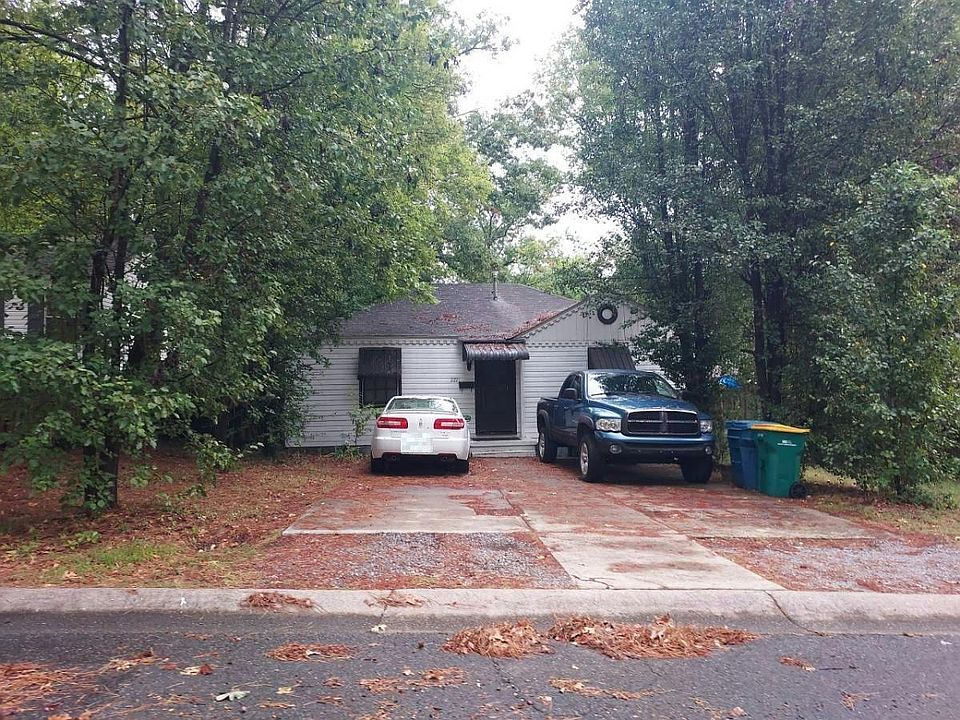 1st image of 2221 S Fillmore St