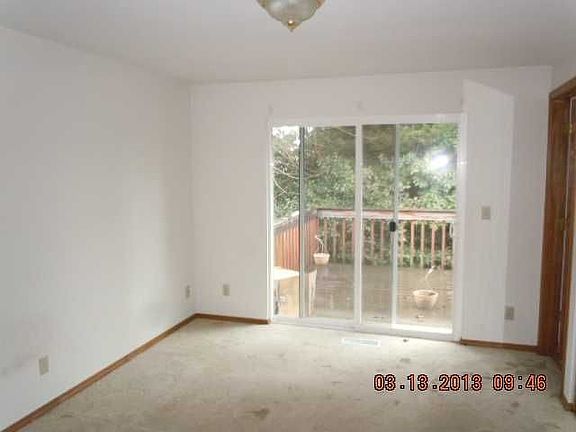 3rd image of 2220 V St NW