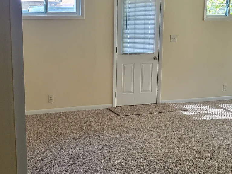 3245 Grand Blvd — Photo 4