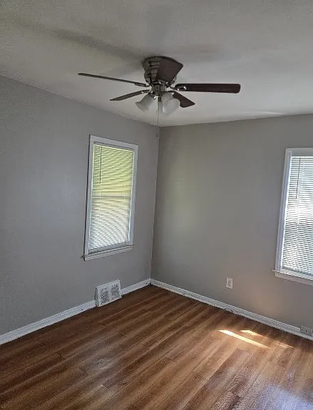 3444 John Daly St — Photo 8