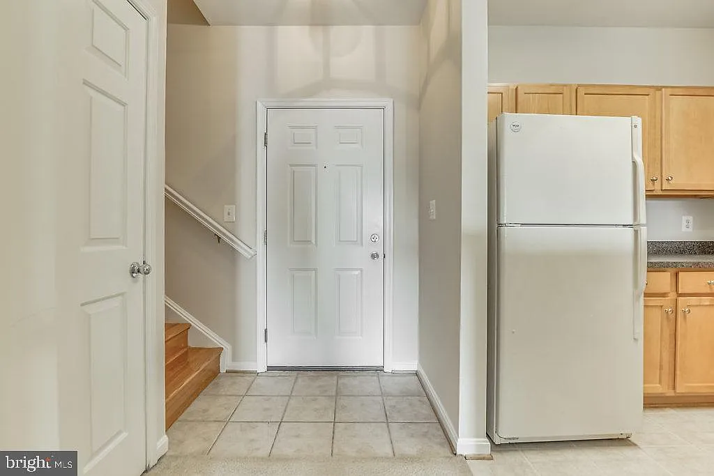 1 bed, 1.0 bath, 884 sqft, $2,050 — Photo 4