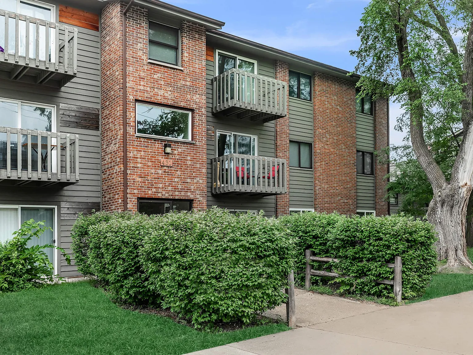 Hunter Star Properties — Photo 2