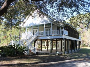 8370 Palmetto Rd, Edisto Island, SC 29438