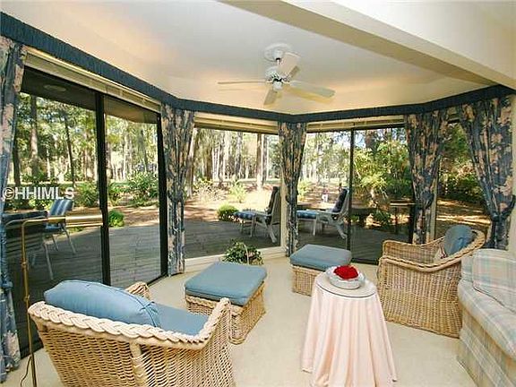 4th image of 12 Turnberry Ln