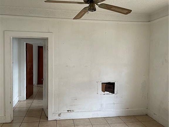 4th image of 205-07 Governor Hall St
