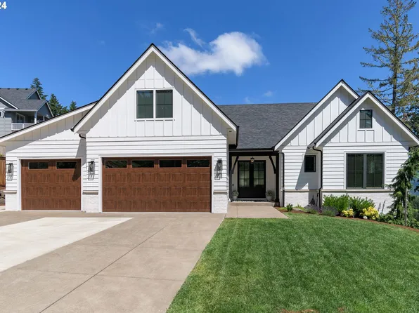 971 S 66th Pl, Springfield, OR 97478