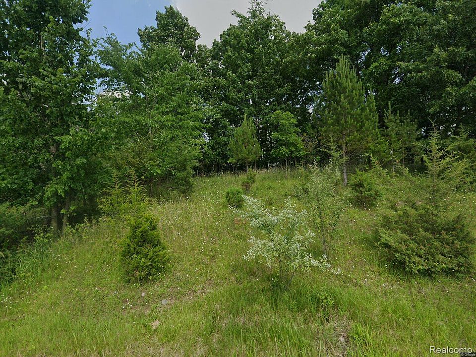 1st image of 1465 McMillan Rd