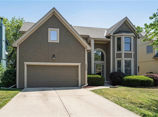 12121 Hardy St, Overland Park, KS 66213