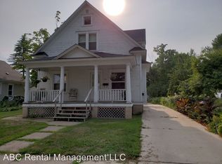 1114 1/2 S 4th Ave, Wausau, WI 54401