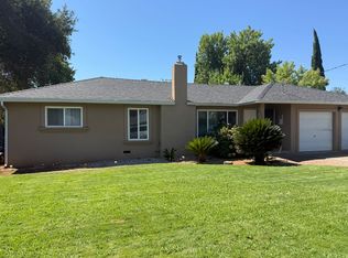 1065 De Moll Dr, Redding, CA 96002