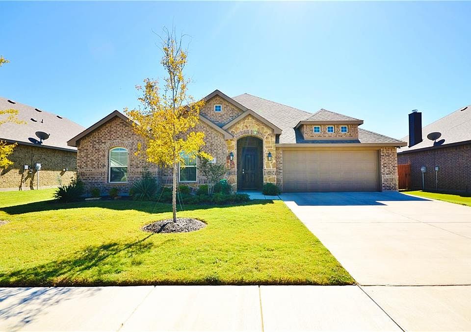 1st image of 410 Lighthouse Ct
