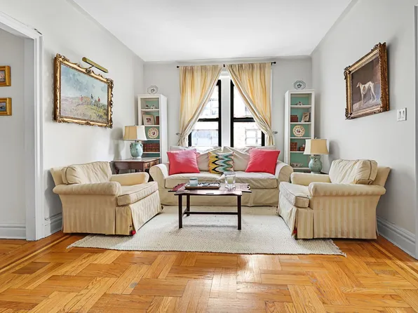 230 East 71st Street image 1 of 10