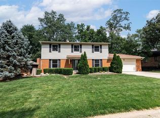 12375 Country Glen Ln, Saint Louis, MO 63141