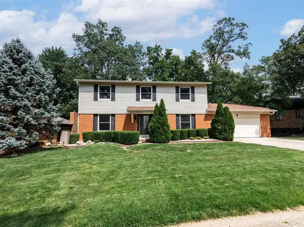 12375 Country Glen Ln, Saint Louis, MO 63141