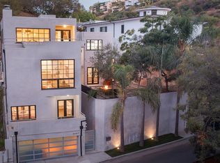 6467 Deep Dell Pl, Los Angeles, CA 90068