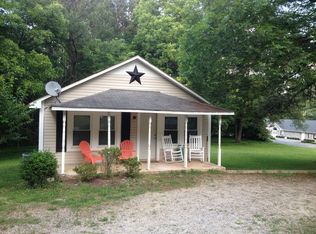 514 E Hinton St, Clayton, NC 27520