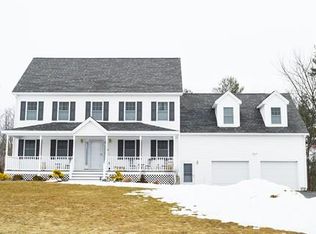 21 Lyons Farm Rd, Haverhill, MA 01835