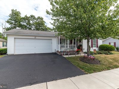 48 Random Rd, Douglassville, PA, 19518