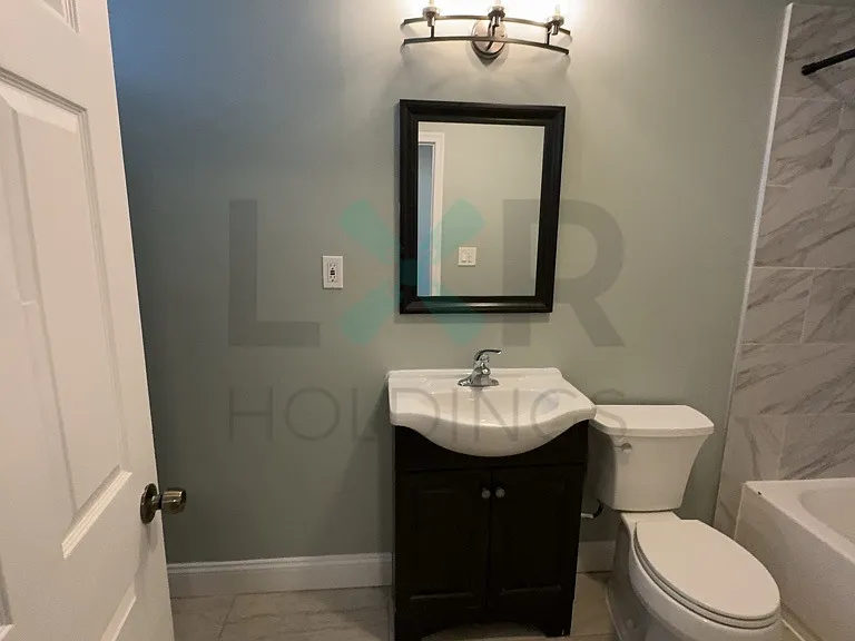 6139 Vine St #3 — Photo 3