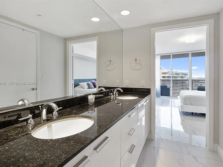 1800 S Ocean Dr #909 — Photo 10