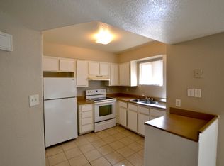 1760 E Pepper Cir APT 2, Mesa, AZ 85203