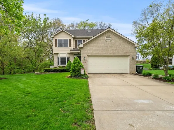 304 Manchester Ave, Batavia, IL 60510