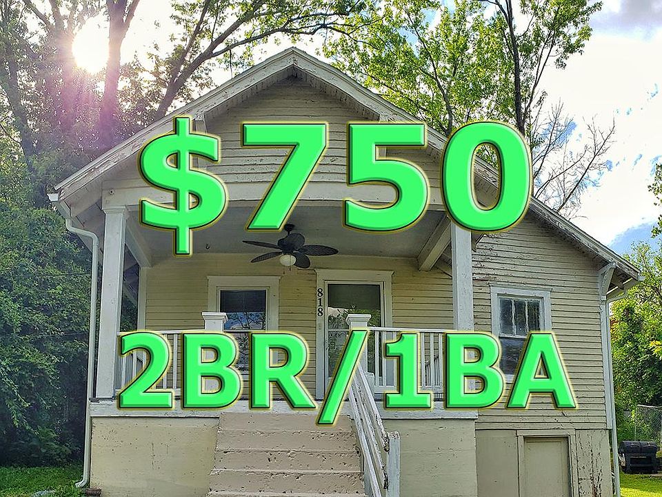 1st image of 818 1st Ave #818