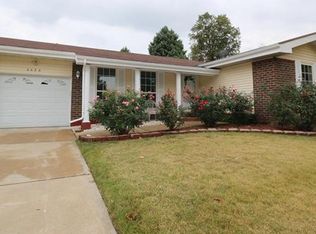 4434 Remus Dr, Florissant, MO 63033